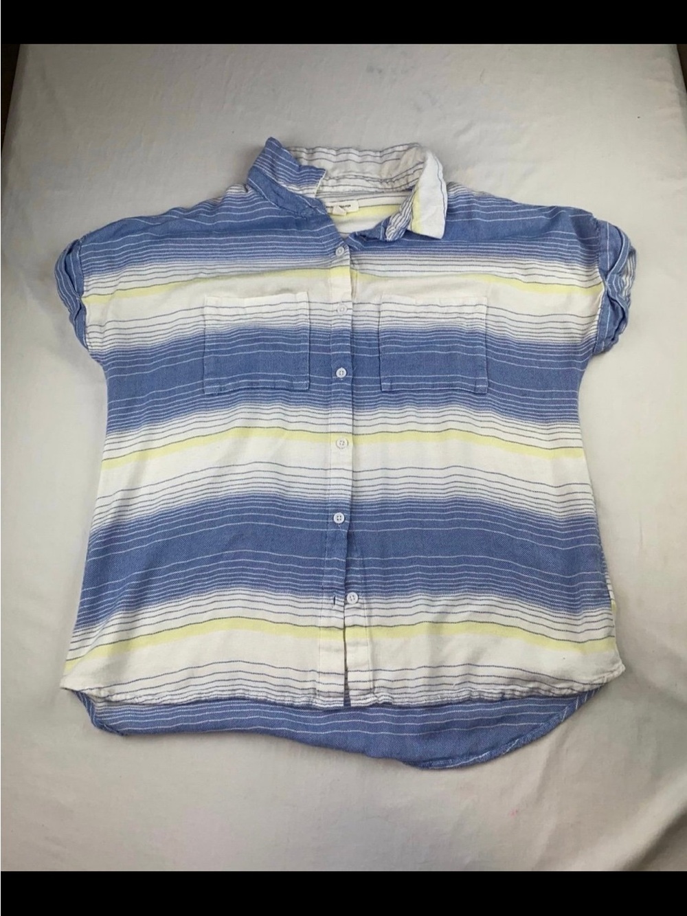 Button up - Picture 3 of 8